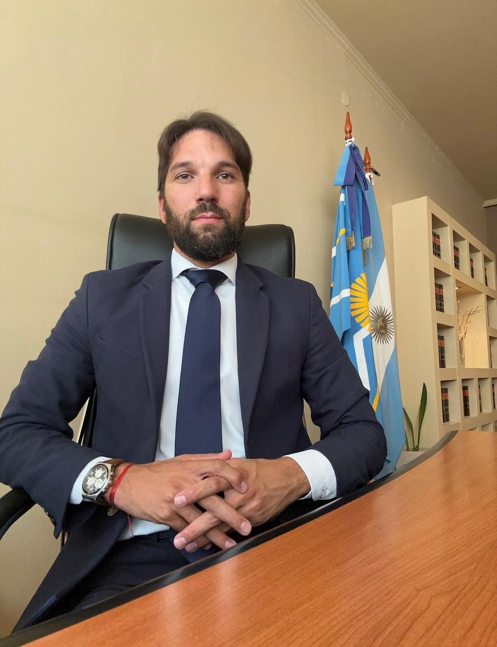 Dr. Lucas Papini